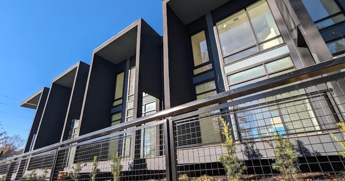 How decidedly modern townhome row near BeltLine turned out Urbanize